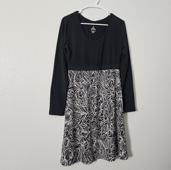 Prana Elegant Black and White Swirl Dress Sz S - Picture 1 of 9